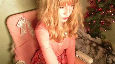 lililace @ myfreecams on 20240116