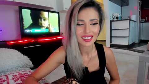 Media: smileytinaa Myfreecams Invalid Date