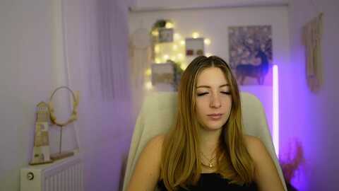 Media: tina_nappi18 Myfreecams Invalid Date