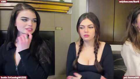 ikarwi @ myfreecams on 20240118