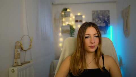 Media: tina_nappi18 Myfreecams Invalid Date