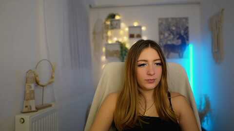 Media: tina_nappi18 Myfreecams Invalid Date