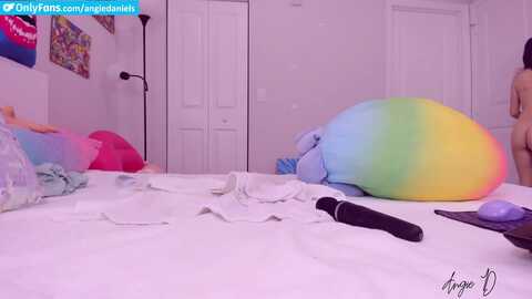 Media: angiedaniels Myfreecams Invalid Date