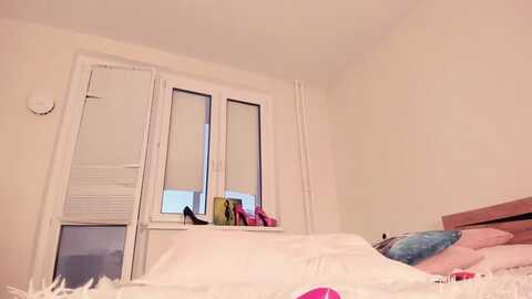 Media: katieness Myfreecams Invalid Date