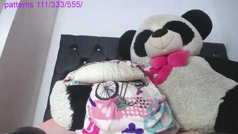 Media: roxana_06 Myfreecams Invalid Date