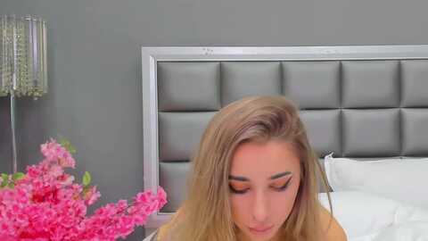 Media: christynaros Myfreecams Invalid Date
