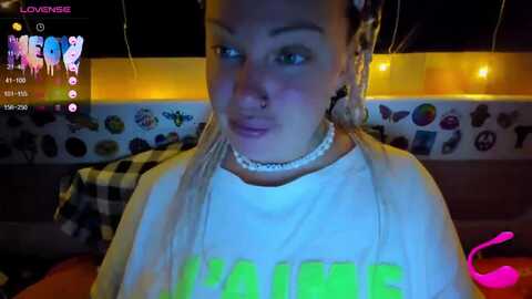 lessahost @ myfreecams on 20240124