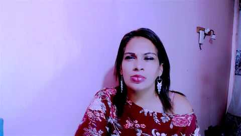 sexykitten29 @ myfreecams on 20240124
