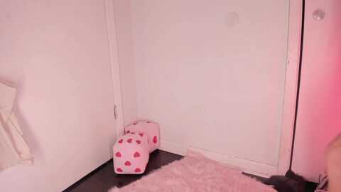 Media: naomidee Myfreecams Invalid Date