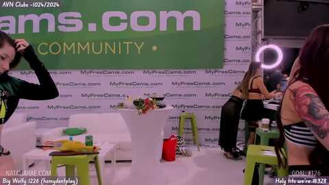 nat_rae_bday @ myfreecams on 20240126