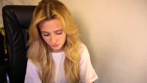 Media: petitelexy Myfreecams Invalid Date