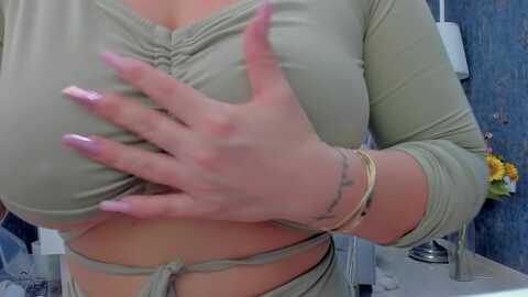 Media: bo0ty_queen_ Myfreecams Invalid Date