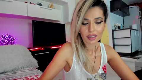 Media: smileytinaa Myfreecams Invalid Date
