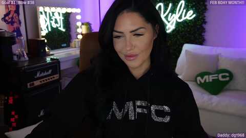 Media: itskylieeh Myfreecams Invalid Date