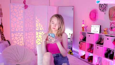 oliviaxfaye @ myfreecams on 20240202