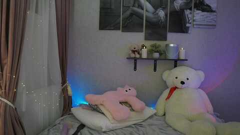 Media: rileyreid_18 Myfreecams Invalid Date