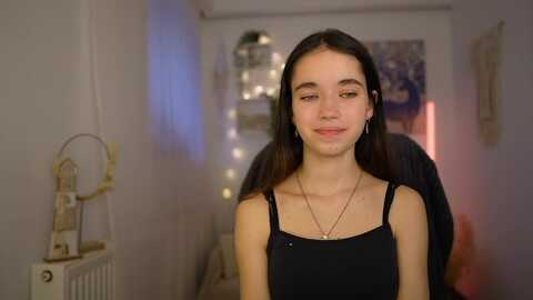 Media: gia_paige18 Myfreecams Invalid Date