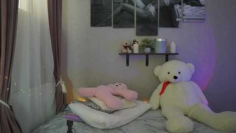 Media: rileyreid_18 Myfreecams Invalid Date