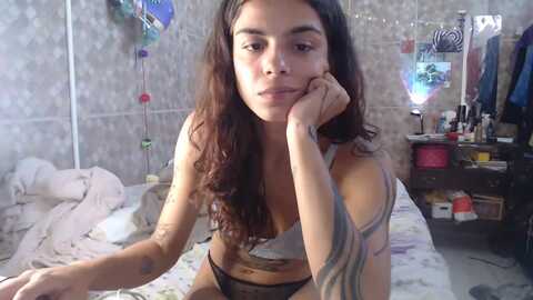 Media: lauraflor Myfreecams Invalid Date