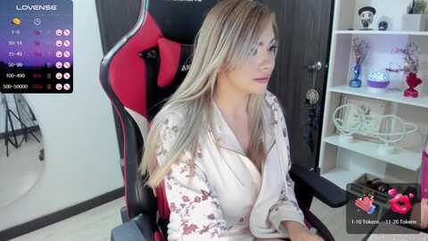 karol_page @ myfreecams on 20240207