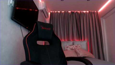 Media: tripleprinces Myfreecams Invalid Date