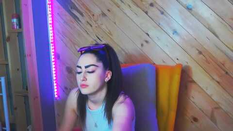iris_brunette @ myfreecams on 20240208