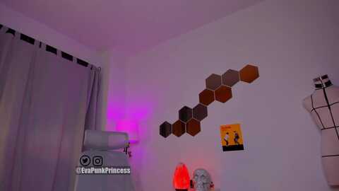 Media: liittlebunny Myfreecams Invalid Date