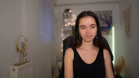 Media: gia_paige18 Myfreecams Invalid Date