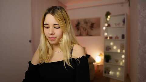 Media: katie_kush18 Myfreecams Invalid Date