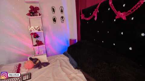 Media: lilyvelvet Myfreecams Invalid Date