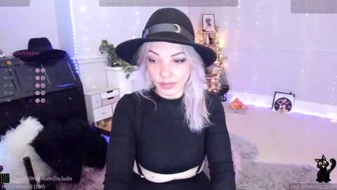 Media: lunawolfie Myfreecams Invalid Date