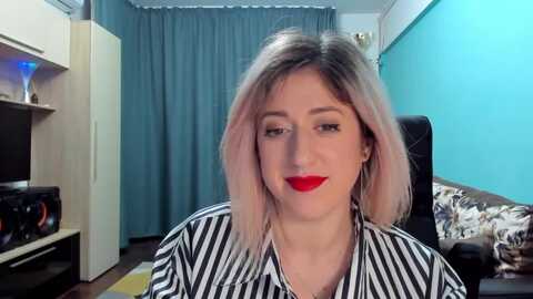 Media: sweetdelia_ Myfreecams Invalid Date
