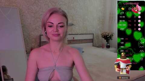 karollna_28 @ myfreecams on 20240216