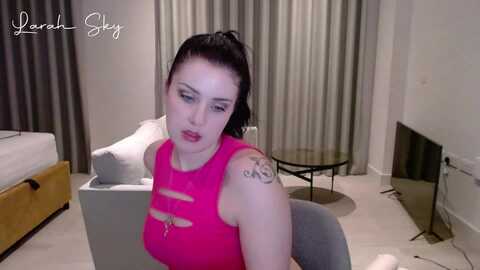 larah_sky @ myfreecams on 20240216