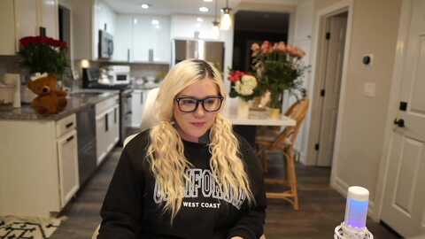 Media: mermaidmiley Myfreecams Invalid Date