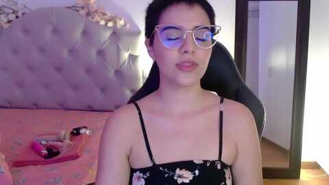 Media: miacollins1x Myfreecams Invalid Date