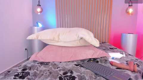 Media: sophia_roy Myfreecams Invalid Date
