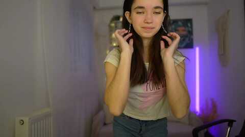 Media: gia_paige18 Myfreecams Invalid Date
