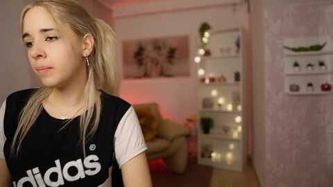 Media: katie_kush18 Myfreecams Invalid Date