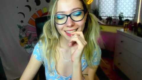 Media: heidiflower Myfreecams Invalid Date