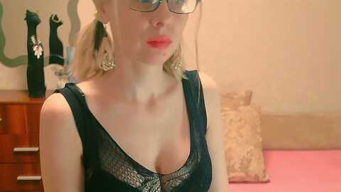 Media: yourdaydreams Myfreecams Invalid Date