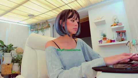 angelicrossy @ myfreecams on 20240228