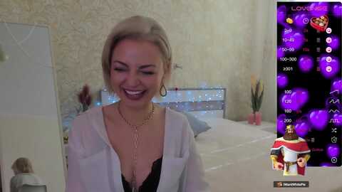 karollna_28 @ myfreecams on 20240229