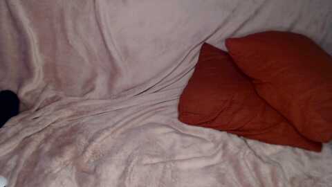 princesss_18 @ myfreecams on 20240229