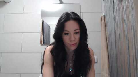 Media: roselynmoon Myfreecams Invalid Date