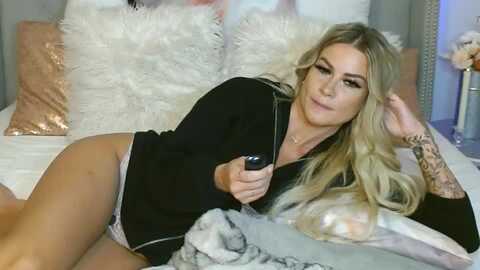kay_devon @ myfreecams on 20240302