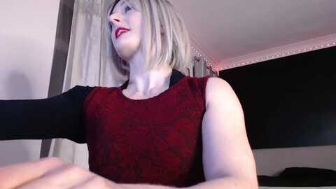 ladycandour @ myfreecams on 20240304