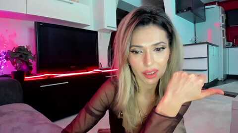 Media: smileytinaa Myfreecams Invalid Date