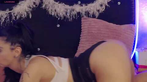 Media: yrenerai Myfreecams Invalid Date