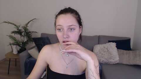Media: serenasantos Myfreecams Invalid Date
